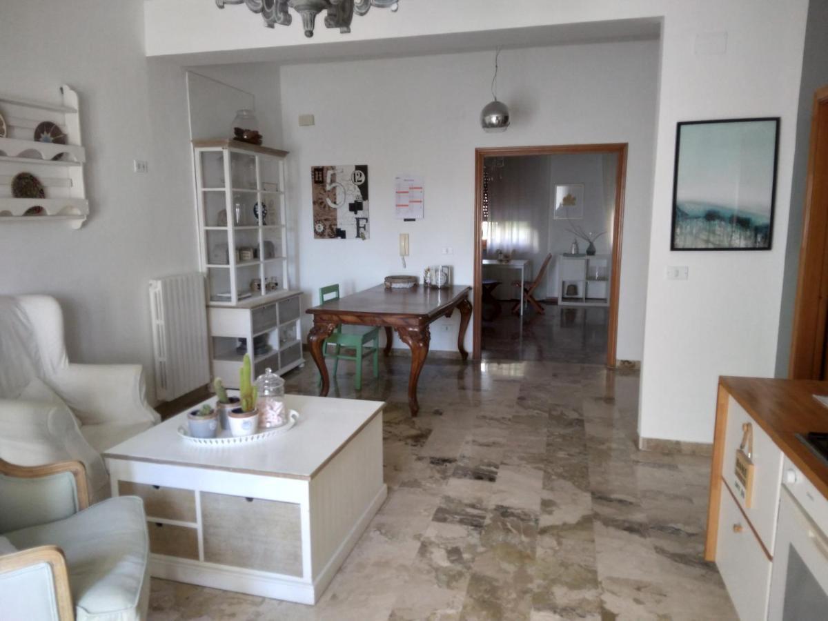 B&Be Home Tollo Extérieur photo